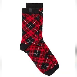 ❤️ VICTORIA'S SECRET Black & Red Plaid COZY FLEECE SOCKS ❤️